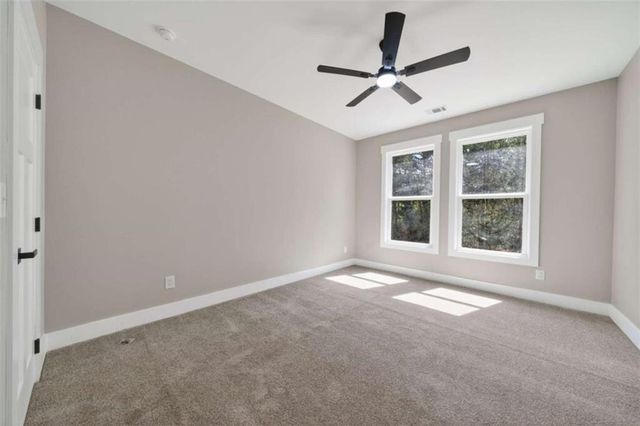 452 Puckett Road SE, Silver Creek, GA 30173