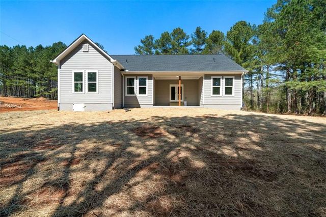 452 Puckett Road SE, Silver Creek, GA 30173