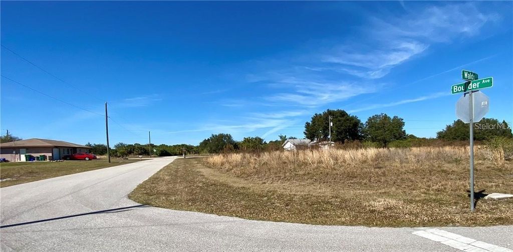 Image 5 of property listing at 165 WALDO STREET, Port Charlotte, FL 33954