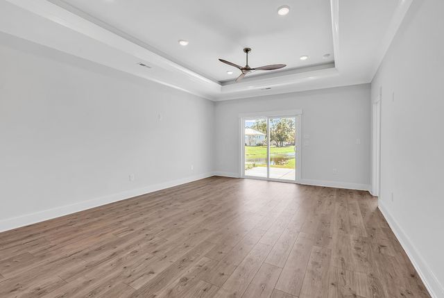 25 Hallandale Lane Left, Murrells Inlet, SC 29576