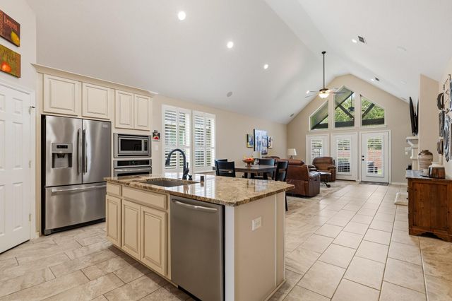 10034 Foggy River, Missouri City, TX 77459