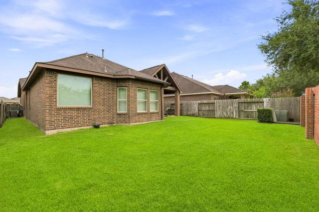 10034 Foggy River, Missouri City, TX 77459