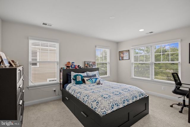 29 STARBOARD WAY, Mount Laurel, NJ 08054