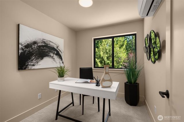12908 NE 70th Place, Kirkland, WA 98033