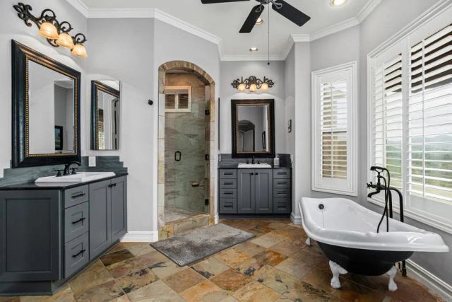 30419 Canyon Estates, Vista, CA 92084