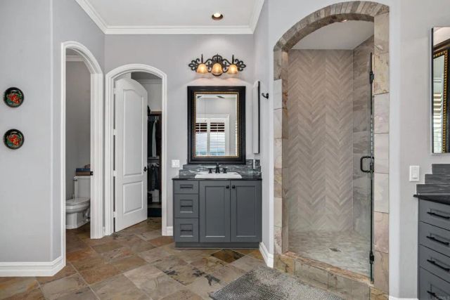 30419 Canyon Estates, Vista, CA 92084