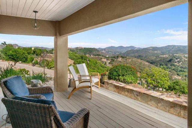 30419 Canyon Estates, Vista, CA 92084