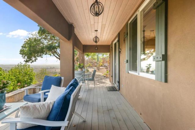 30419 Canyon Estates, Vista, CA 92084