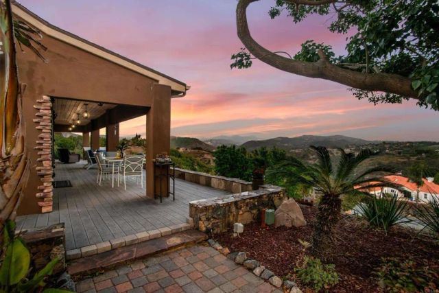 30419 Canyon Estates, Vista, CA 92084