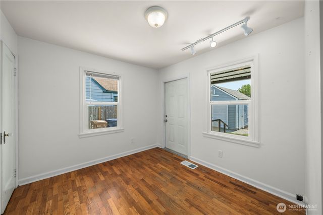 118 E 65th Street, Tacoma, WA 98404