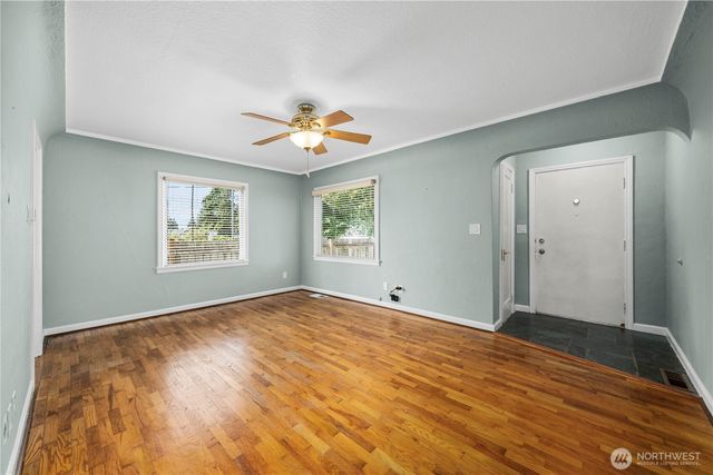 118 E 65th Street, Tacoma, WA 98404
