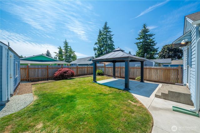 118 E 65th Street, Tacoma, WA 98404