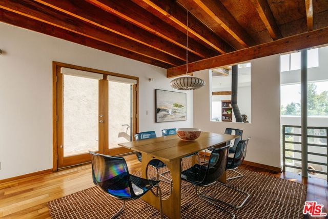 2734 Hollyridge Drive, Los Angeles, CA 90068