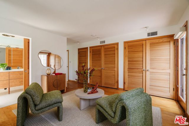 2734 Hollyridge Drive, Los Angeles, CA 90068