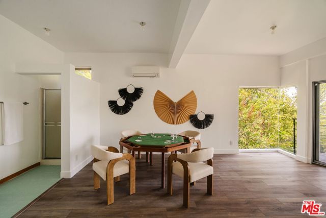 2734 Hollyridge Drive, Los Angeles, CA 90068