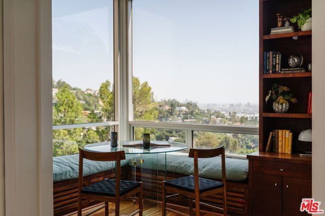 2734 Hollyridge Drive, Los Angeles, CA 90068