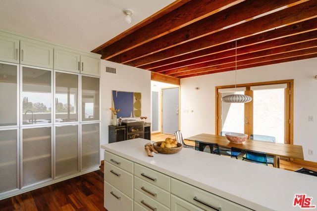 2734 Hollyridge Drive, Los Angeles, CA 90068
