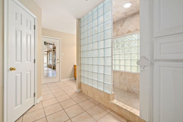 7302 Pine Drive, Alvin, TX 77511