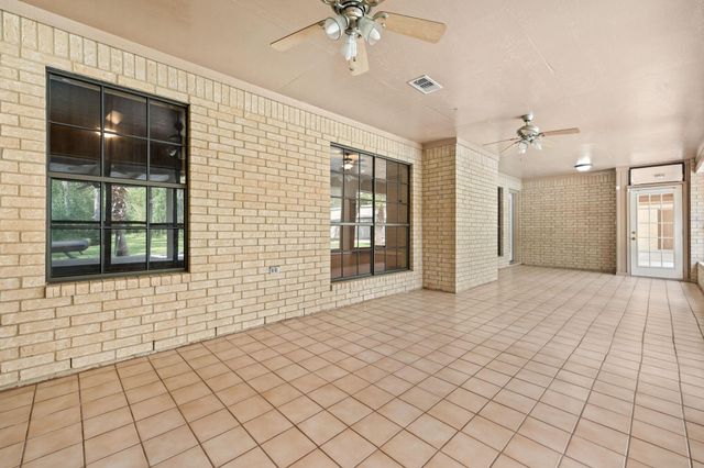 7302 Pine Drive, Alvin, TX 77511