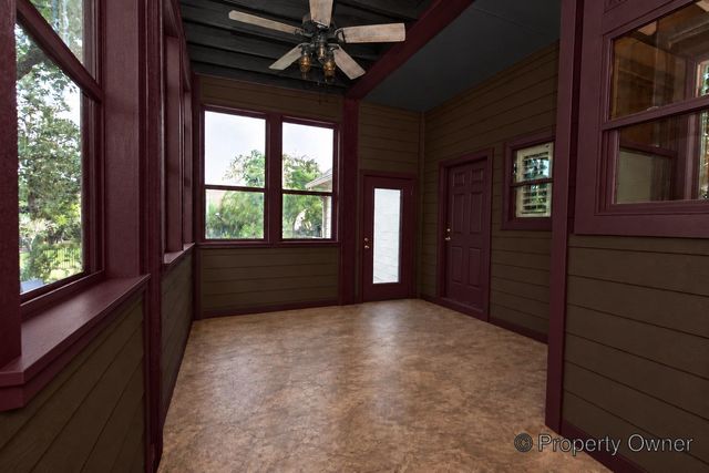 400 Bedford DR, Spicewood, TX 78669