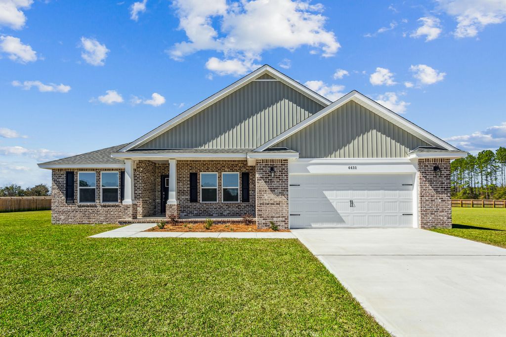 7595 Hatteras Drive, Navarre, FL 32566