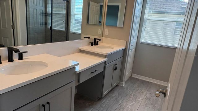 2481 STAPLEFORD PL, Wesley Chapel, FL 33543