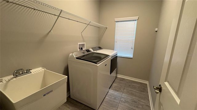 2481 STAPLEFORD PL, Wesley Chapel, FL 33543