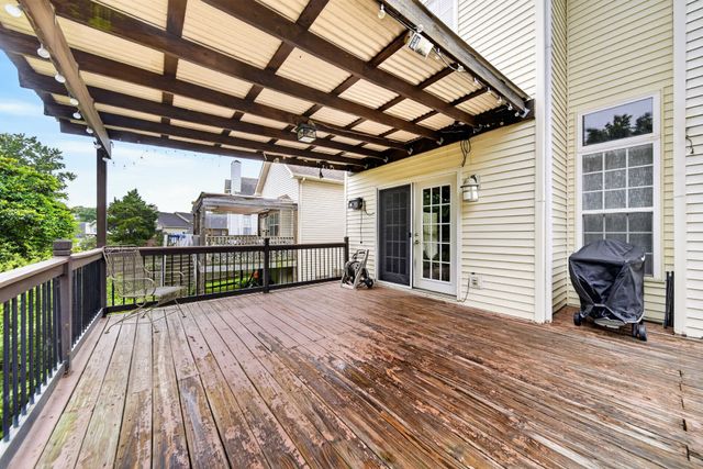 4021 Farmingham Woods Dr, Hermitage, TN 37076