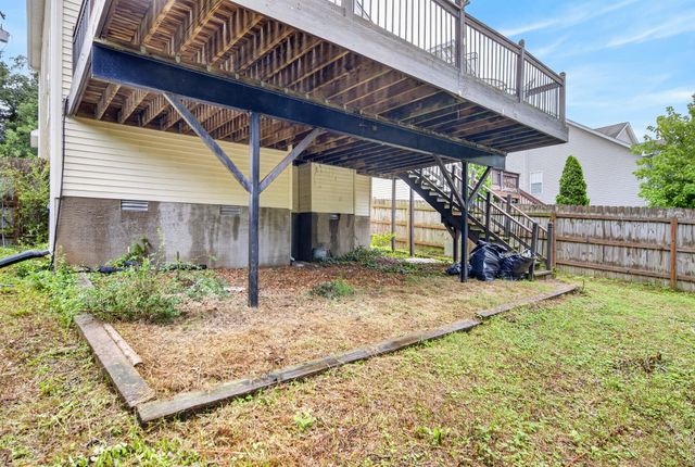 4021 Farmingham Woods Dr, Hermitage, TN 37076