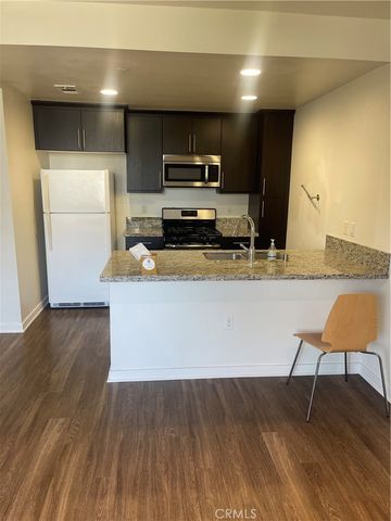 612 E Carson 209, Carson, CA 90745