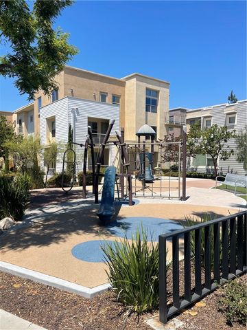 612 E Carson 209, Carson, CA 90745