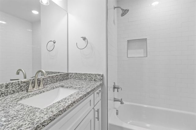 224 W Bond Street 224, Denison, TX 75020