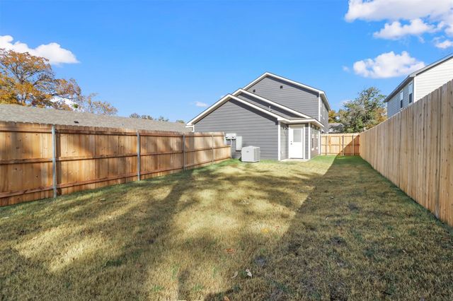 224 W Bond Street 224, Denison, TX 75020
