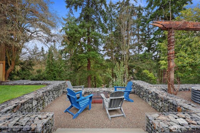 130 N 171st Street, Shoreline, WA 98133