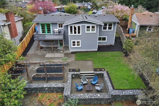 130 N 171st Street, Shoreline, WA 98133