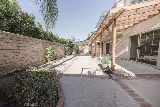 7515 Bellingham Avenue, North Hollywood, CA 91605