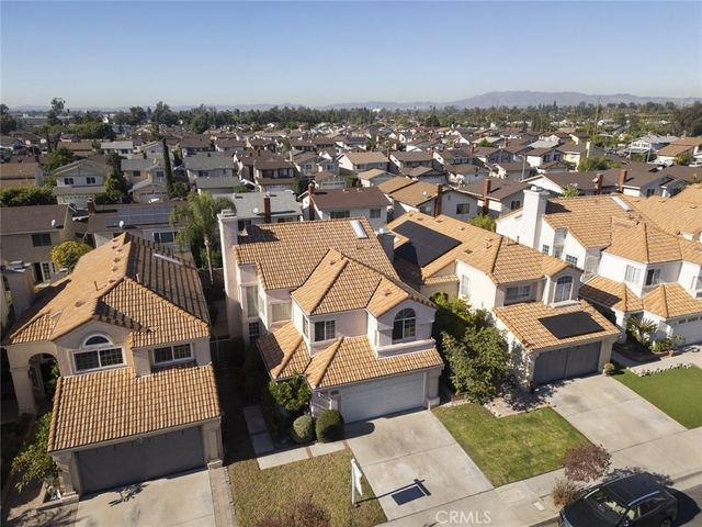 7515 Bellingham Avenue, North Hollywood, CA 91605