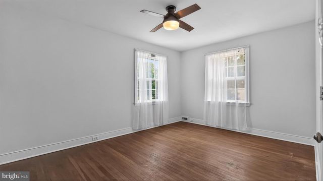 808 WALNUT LN, Carlisle, PA 17013