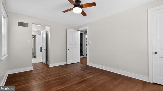 808 WALNUT LN, Carlisle, PA 17013