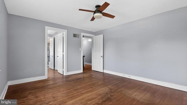 808 WALNUT LN, Carlisle, PA 17013