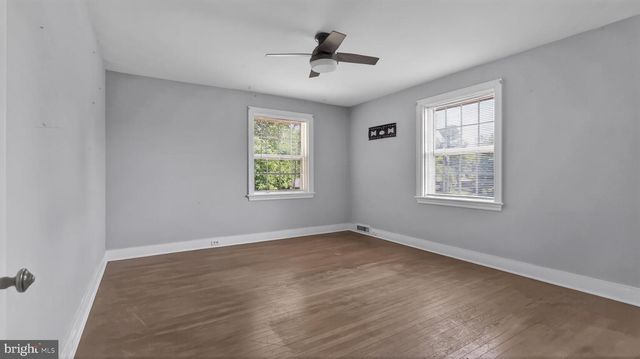 808 WALNUT LN, Carlisle, PA 17013