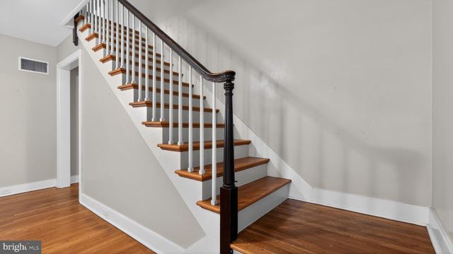 808 WALNUT LN, Carlisle, PA 17013