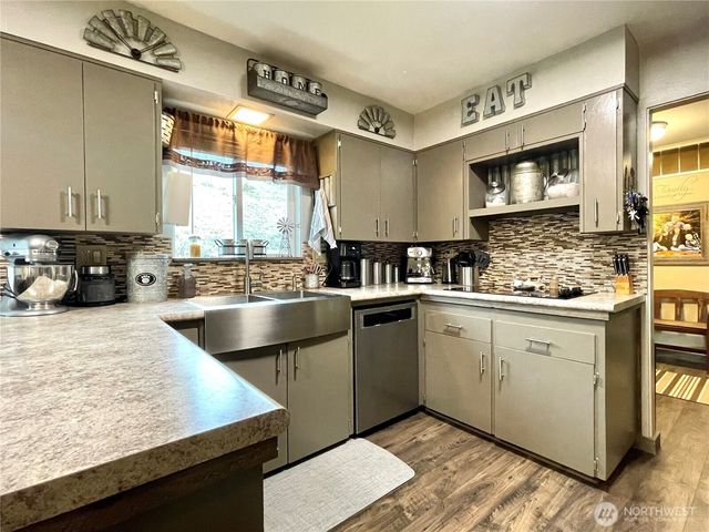 1180 4th Avenue N, Okanogan, WA 98840