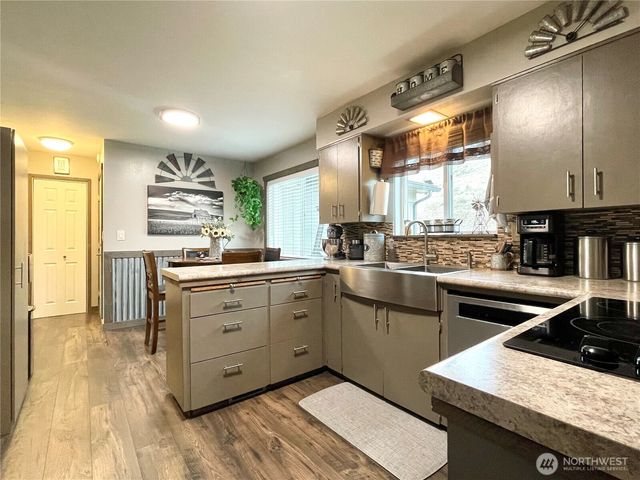 1180 4th Avenue N, Okanogan, WA 98840