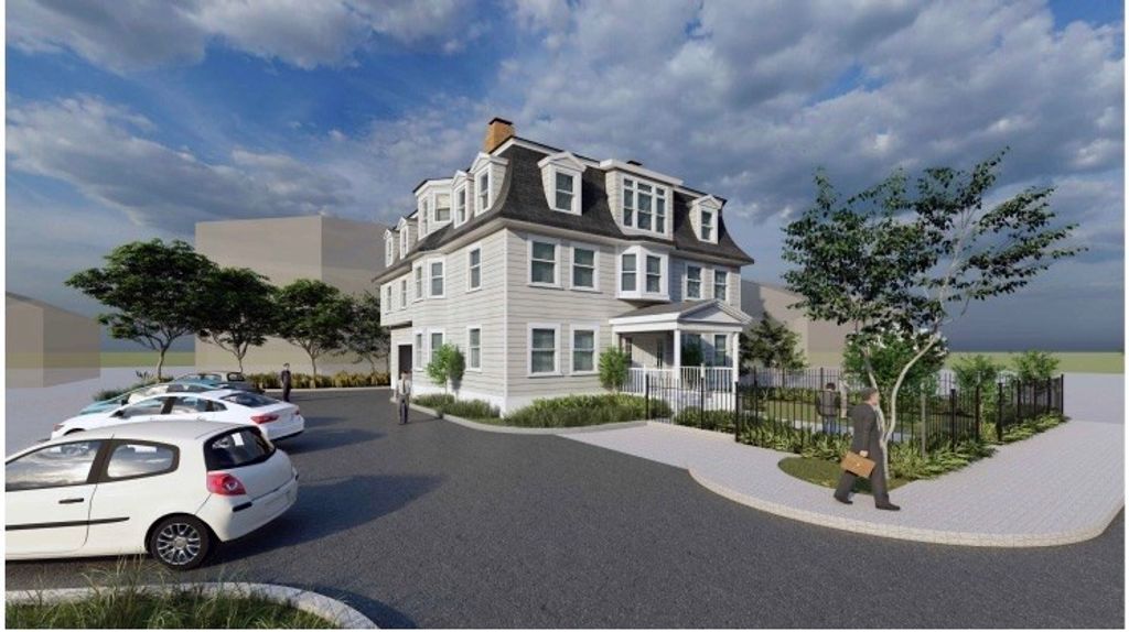 20 Whitney 4, Quincy, MA 02169