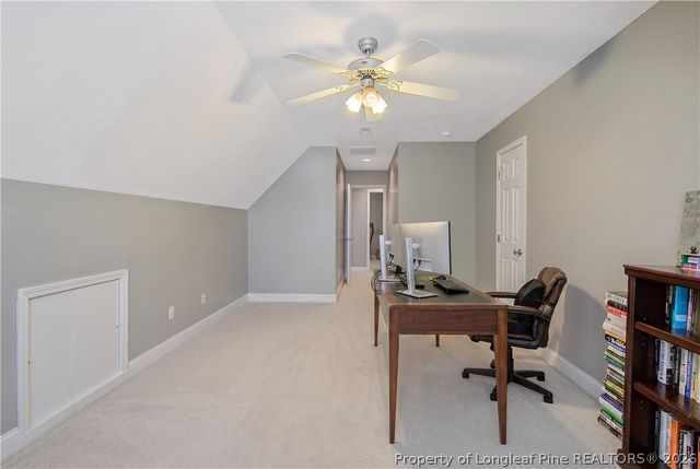 25 London Way, Spring Lake, NC 28390