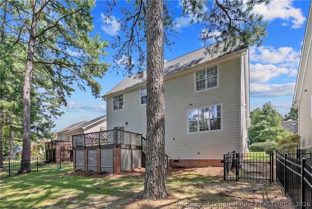 25 London Way, Spring Lake, NC 28390