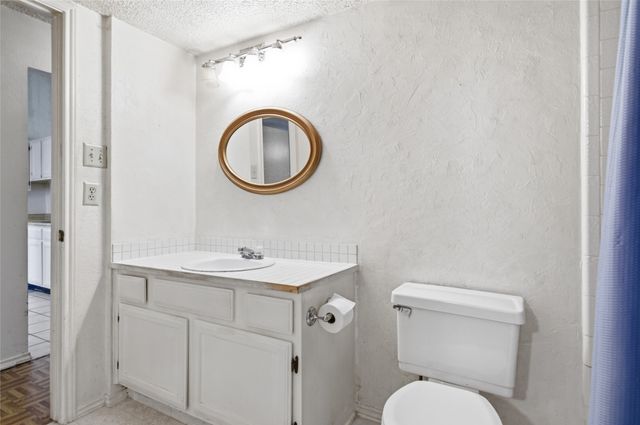 4621 Waterway Drive N, Fort Worth, TX 76137