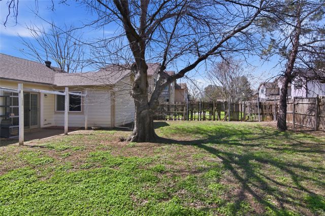 4621 Waterway Drive N, Fort Worth, TX 76137