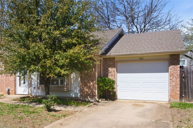 4621 Waterway Drive N, Fort Worth, TX 76137